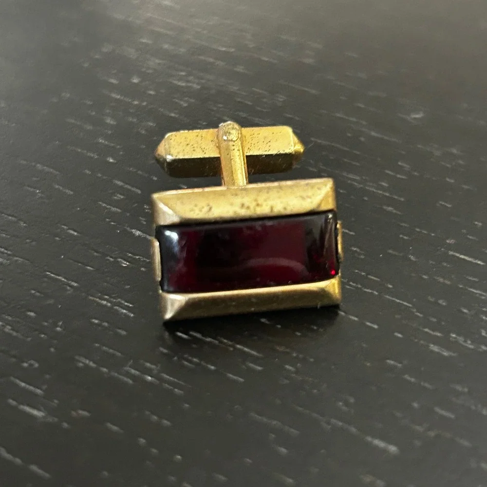 Swank Vintage Gold Tone Red Glass Stone Rectangular Cufflinks Mid Century Modern